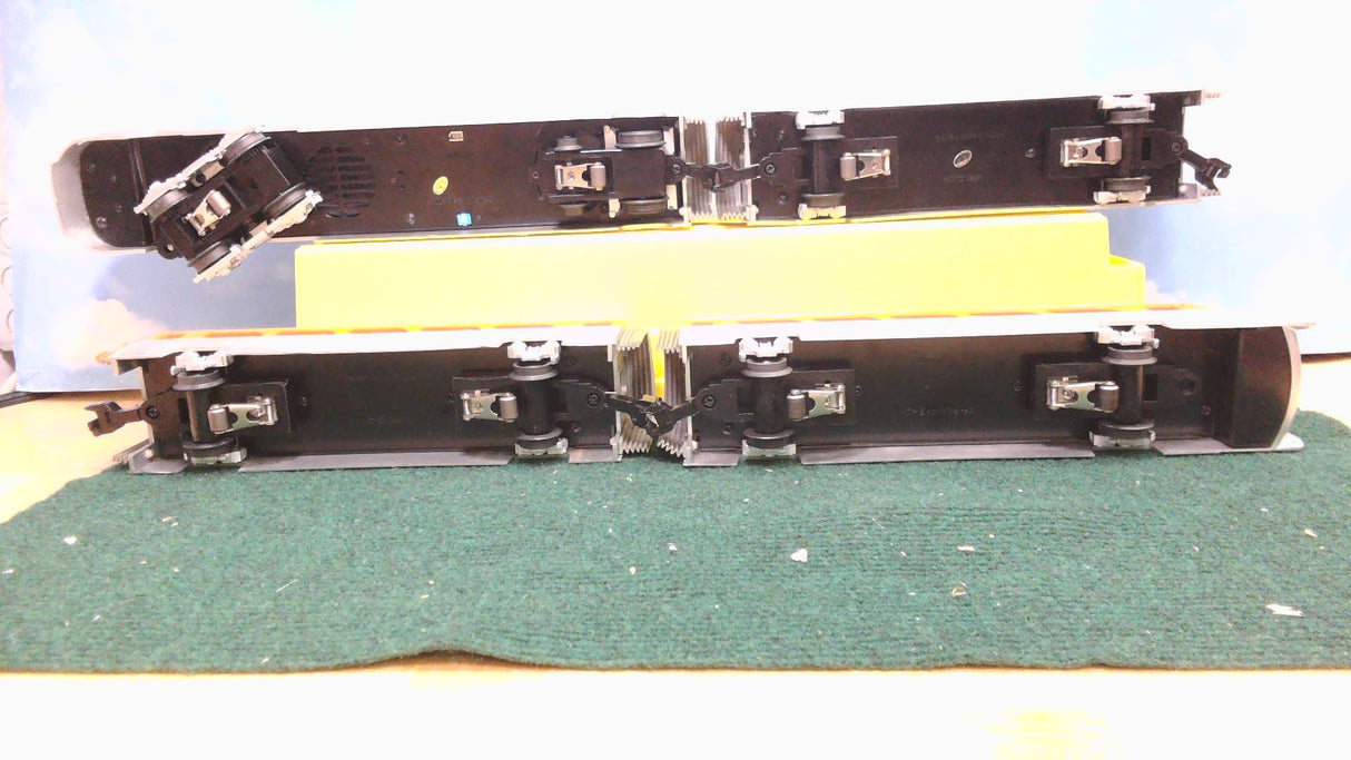 Pennsylvania Aerotrain Diesel Passenger Set w/Proto-Sound 2.0 30-2674-1 NO BOX