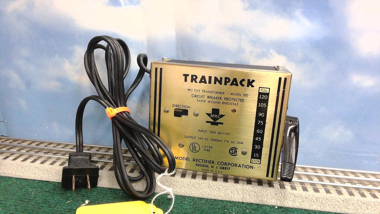 MRC #100 HO scale TRAINPACK Power Pack DC transformer