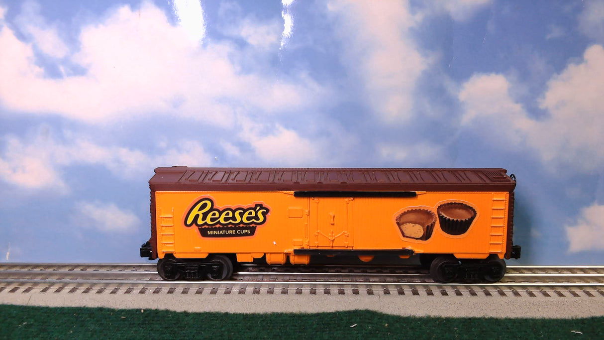 RGS Trains Limited Editions Reese's Box Car