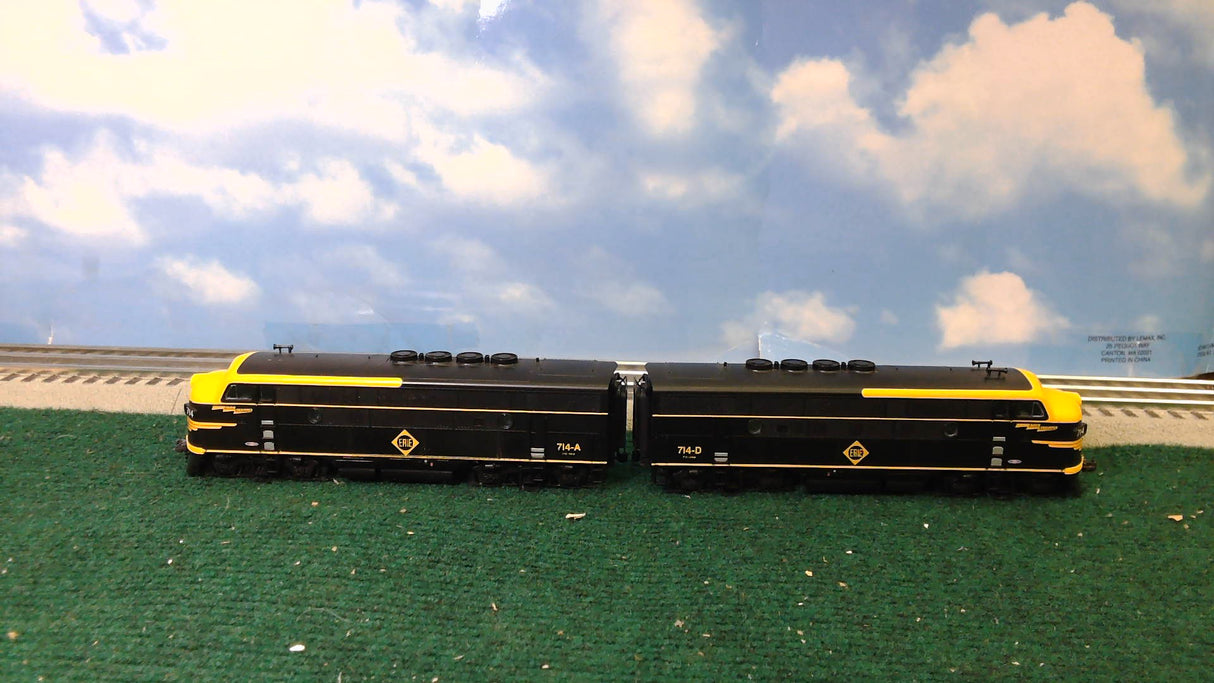 BACHMANN HO-SCALE LIFE-LIKE PROTO ERIE 714-A & 714-D