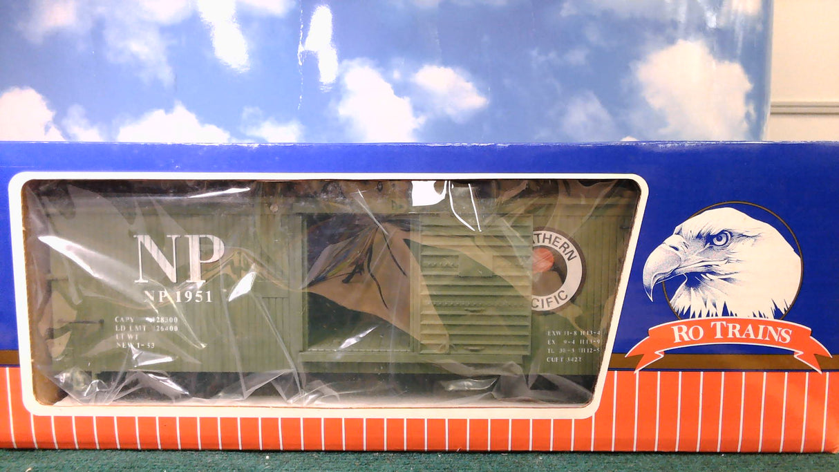 RO TRAINS 1951 NP BOX CAR