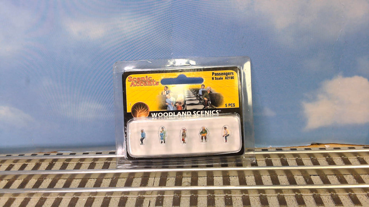 WOODLAND SCENICS N-SCALE PASSENGERS A2190