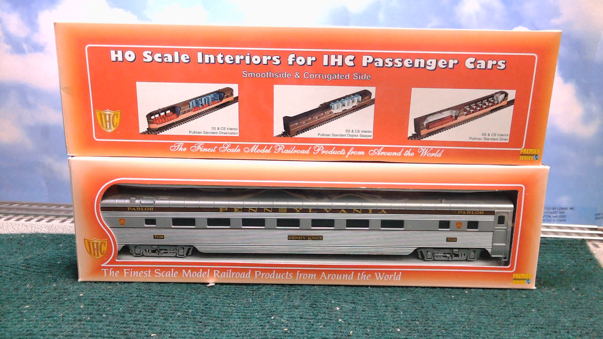 IHC HO PENNSYLVANIA CORRUGATED COACH CAR WITH INTERIOR #47741