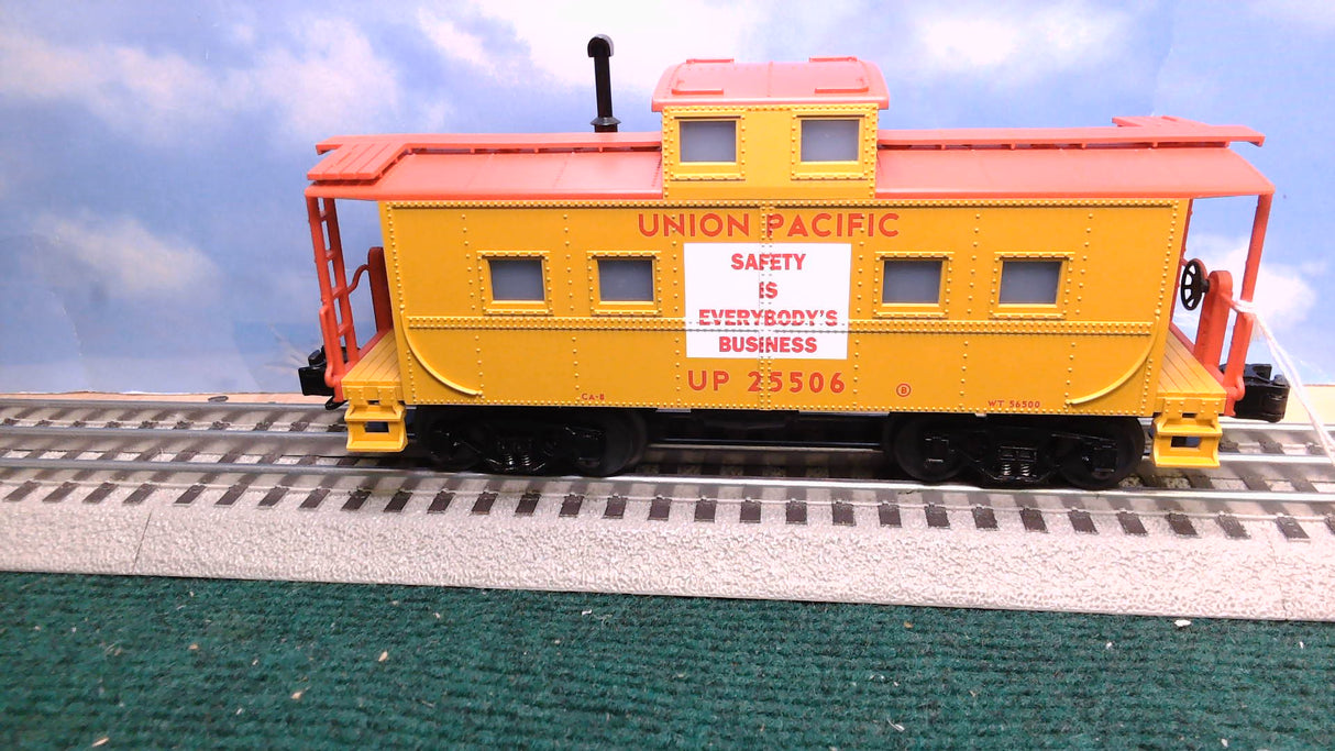MTH30-7767 Union Pacific Caboose