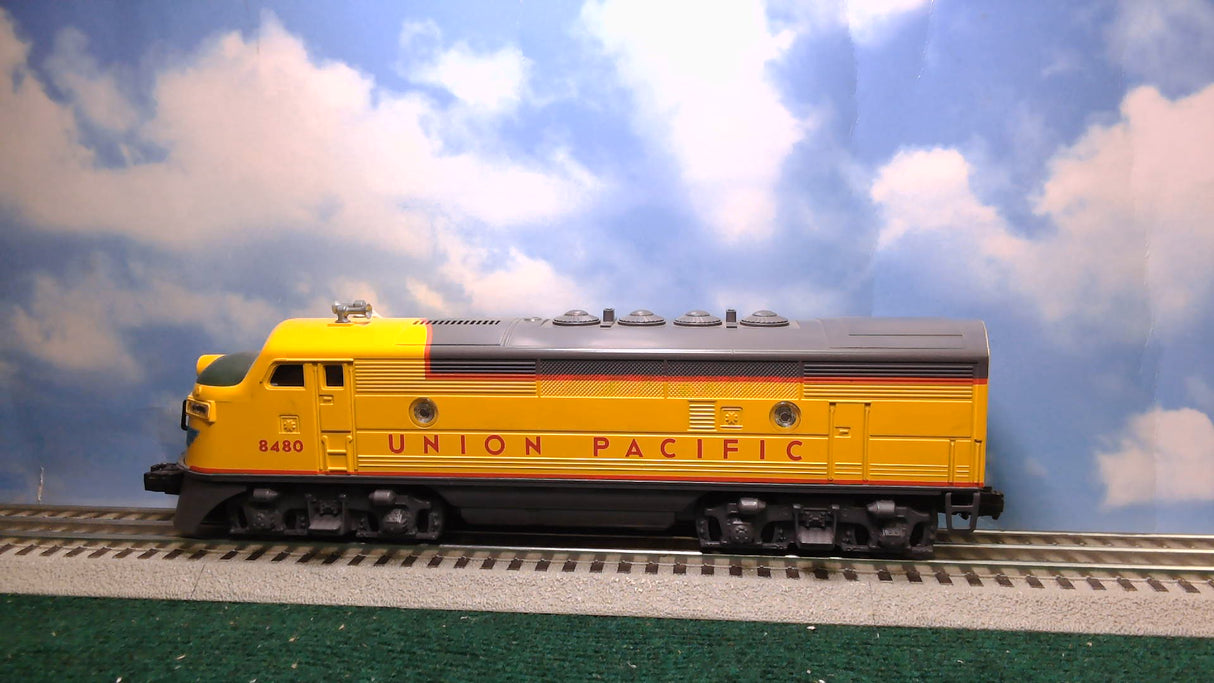 LIONEL UNION PACIFIC F3-A POWERED & DUMMY UNITS WITH DUMMY B-UNIT AND PASSENGER CAR SET LNL6-8480
