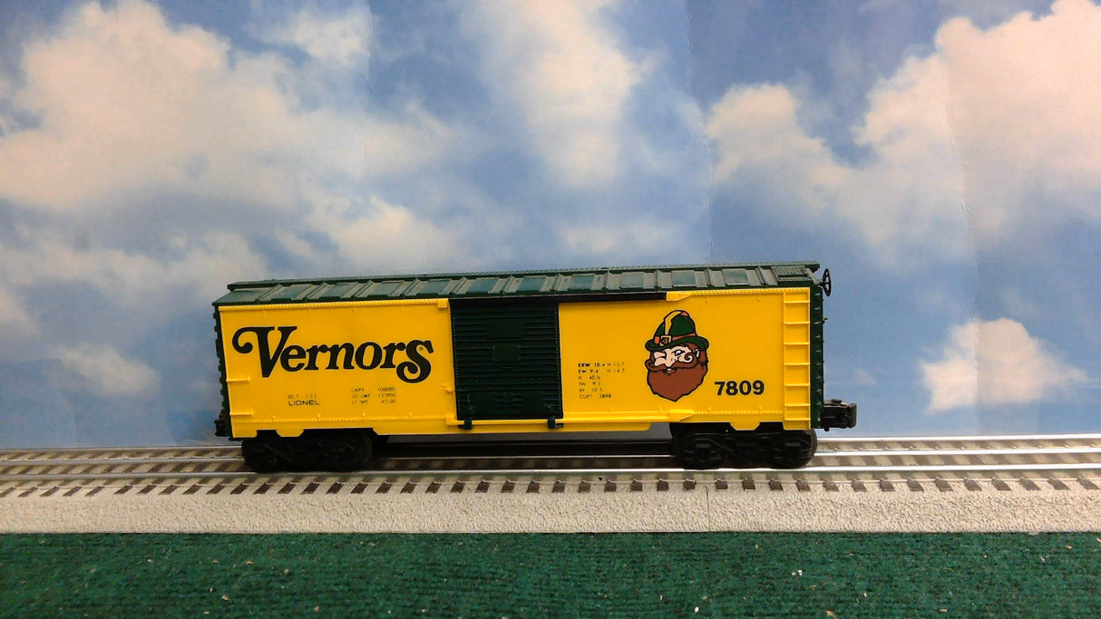 LIONEL VERNORS BOXCAR 7809