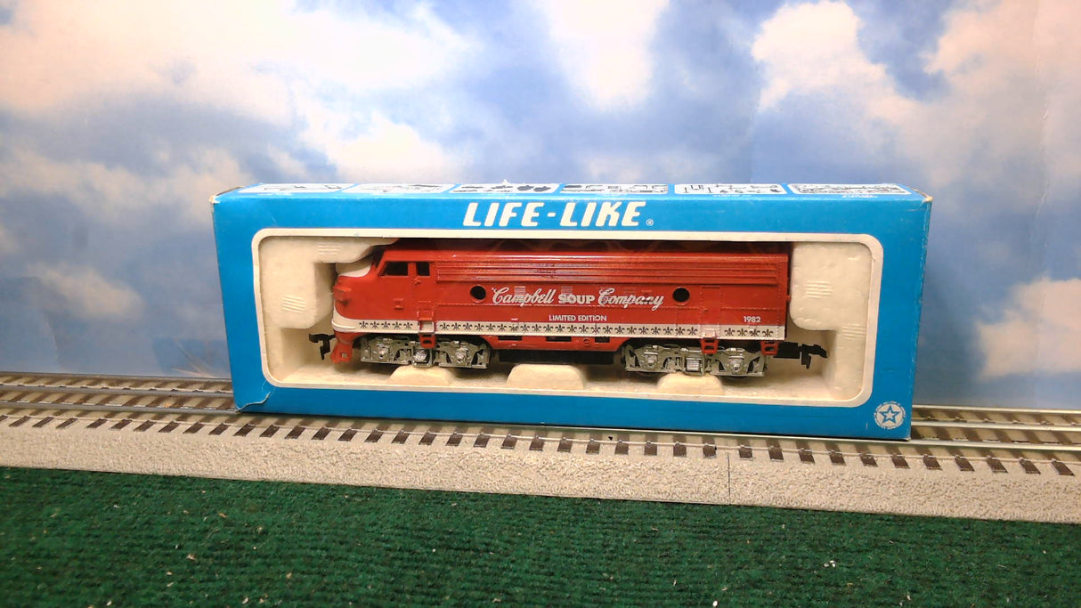LIFE-LIKE HO-SCALE CAMPBELL SOUP COMPANY SET 8373