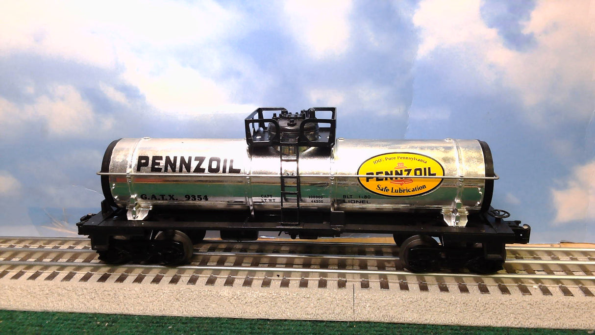 LIONEL 4 CAR TANKER SET