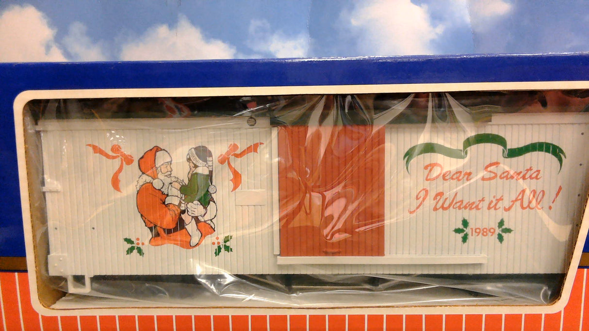 RO Trains 1969 Christmas Box Car