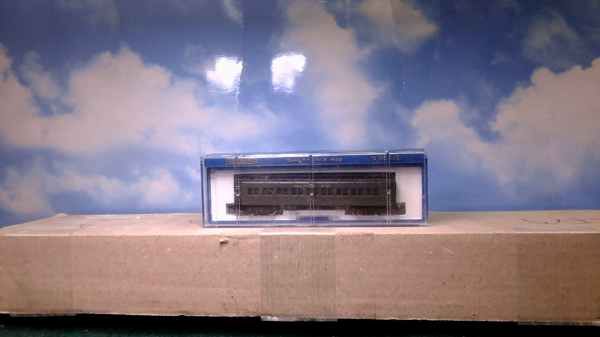 BACHMANN 5633 STANDARD COACH WITHOUT LIGHTS SANTA FE N-SCALE