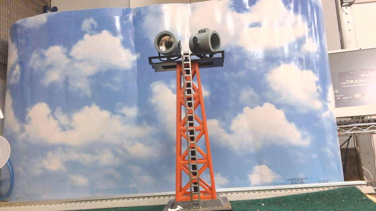 K-LINE K-0133 SEARCHLIGHT TOWER