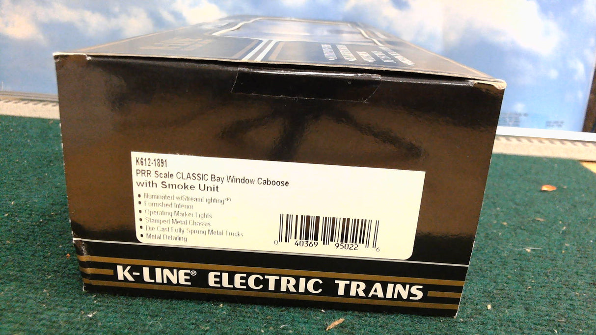 K-LINE K612-1891 PRR SCALE CLASSIC BAY WINDOW CABOOSE WITH SMOKE UNIT