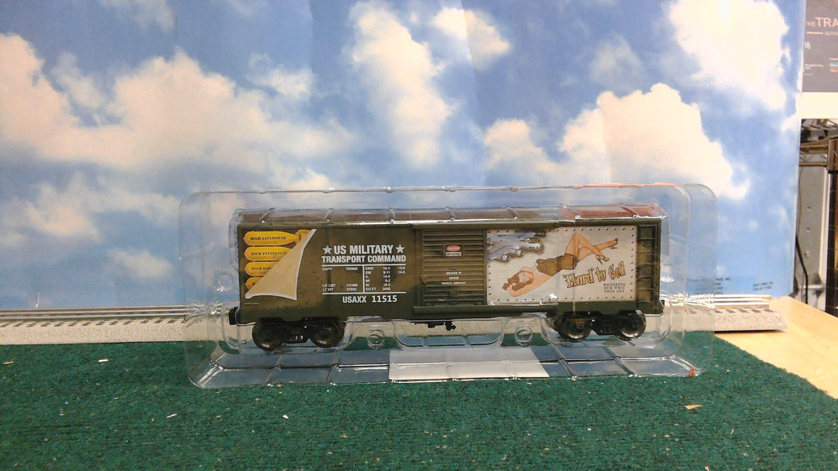 MENARDS 279-4448 WWII COMMEMORATIVE BOXCAR HARD TO GET