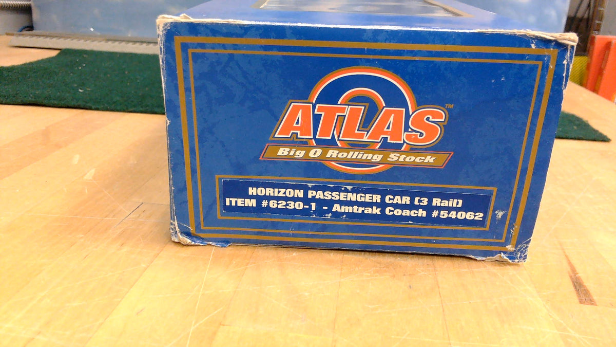 ATLAS #54062 HORIZON PASSENGER CAR (3 RAIL) AMTRAK COACH