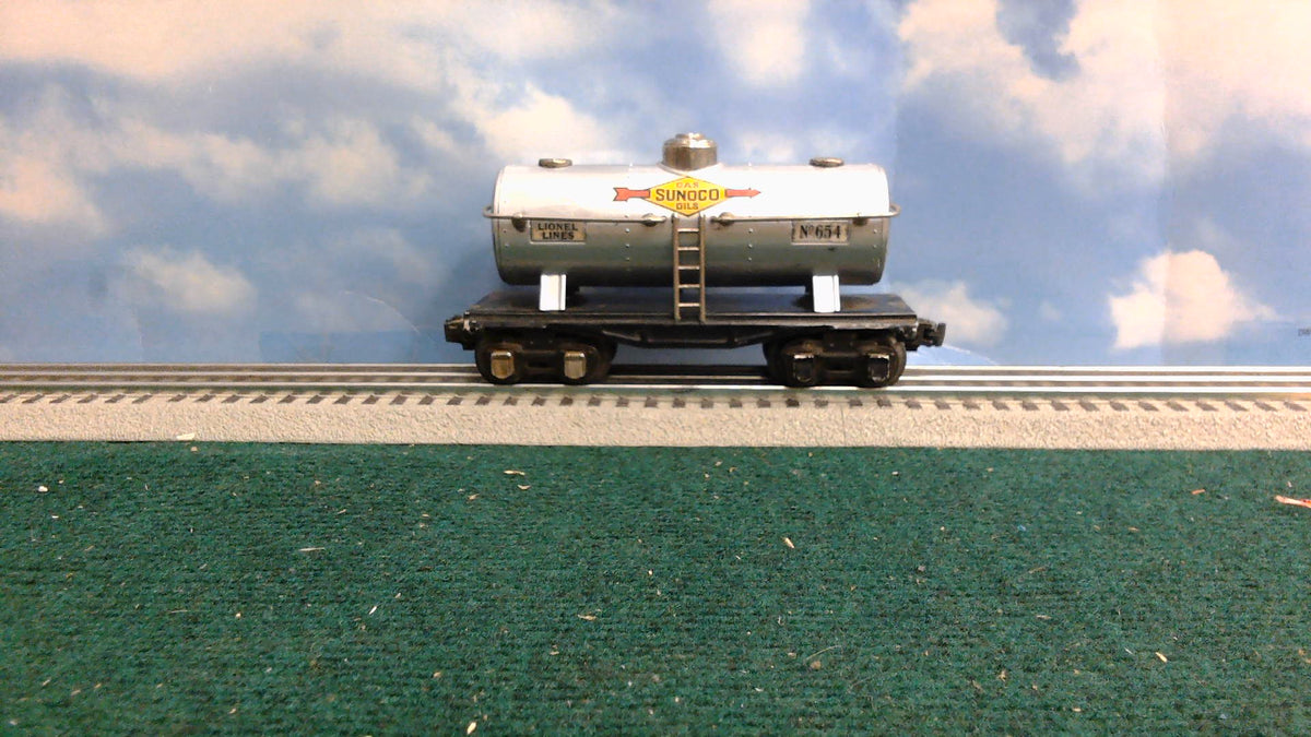 LIONEL #654 SUNOCO PRE WAR TANK CAR