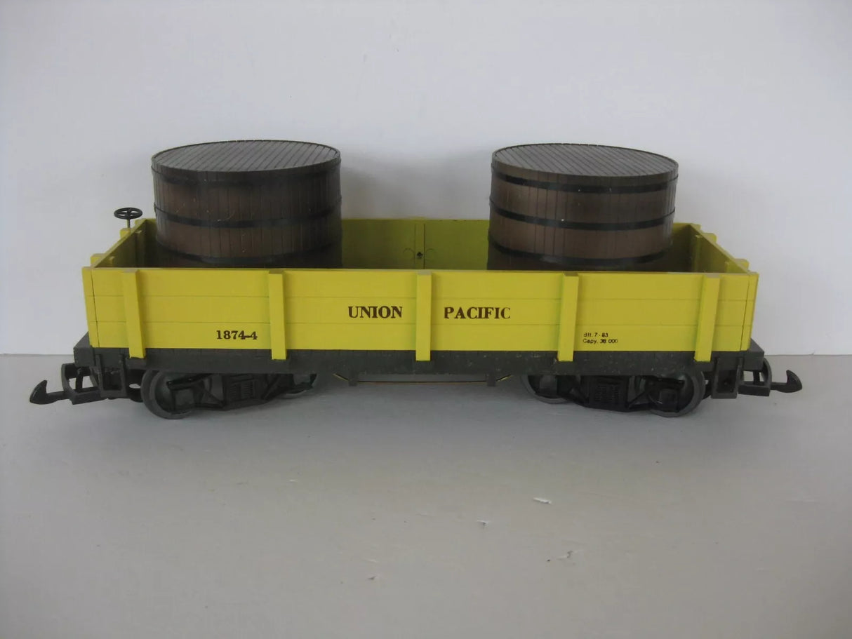 Kalamazoo Trains Union Pacific Old Time Wood-sided Gondola Car with Barrels 1874-4