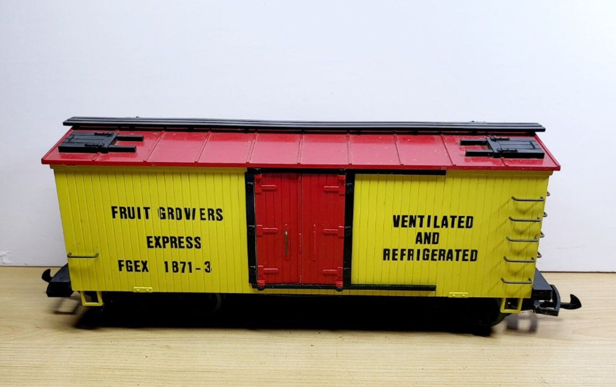 Kalamazoo G Gauge # 1871-3 Refrigerated Box Car Fresh Fruit Growers - Yellow