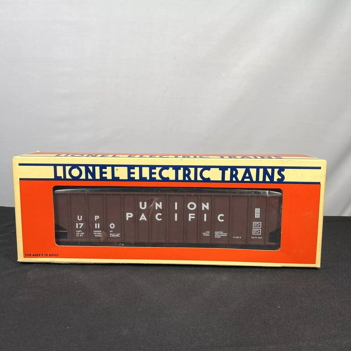 Lionel 6-17110 Union Pacific 3 Bay Hopper With Coal Load O Gauge