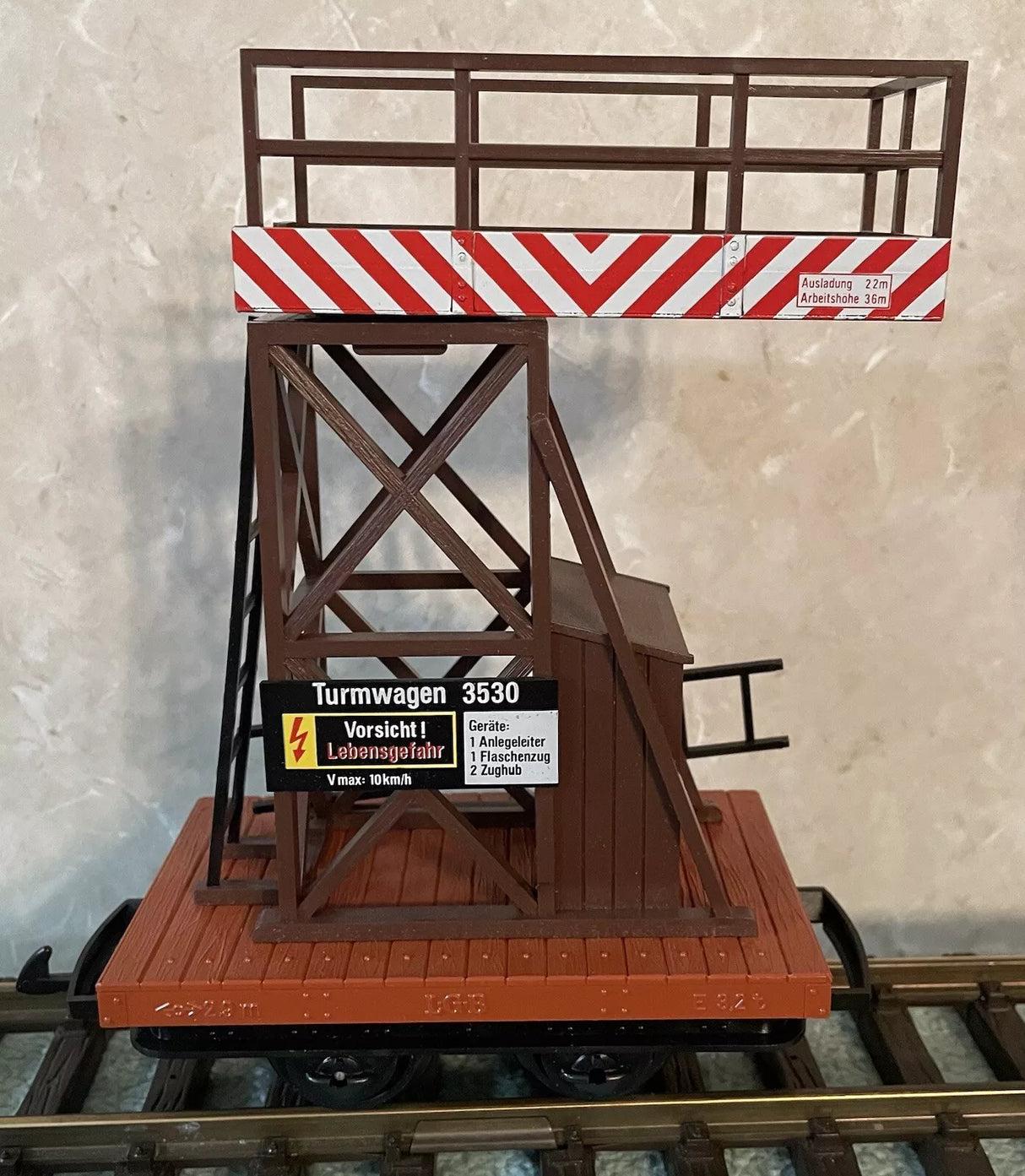 LGB G Scale 3530 Maintenance Car With Platform