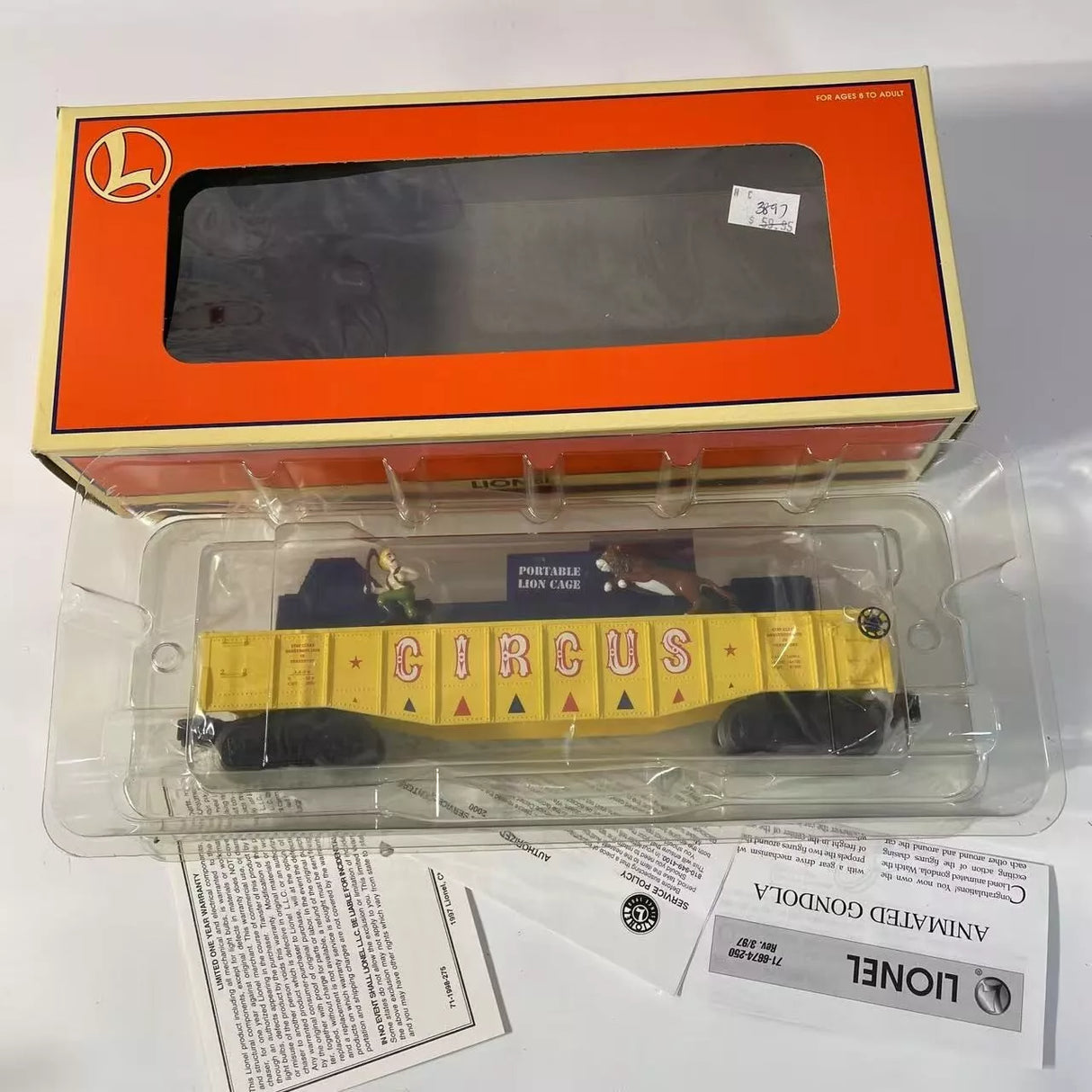 LIONEL 6-26723 Circus Lion Chasing Trainer Gondola