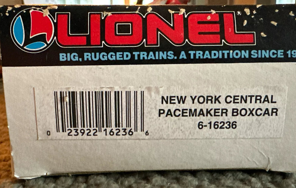 Lionel 6-16236 New York Central Pacemaker Box Car O-27 / O-Gauge