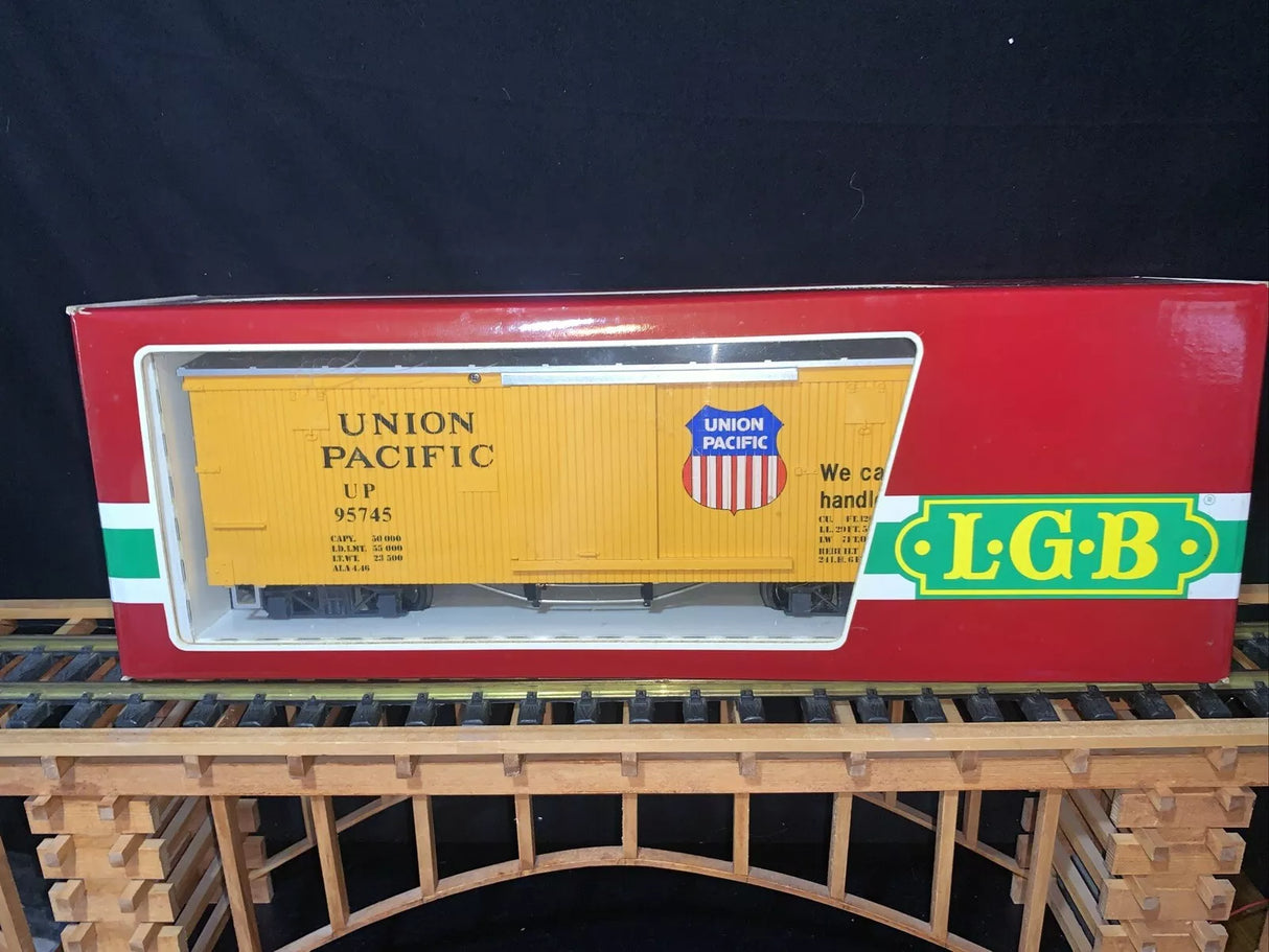 LGB 4067 A 01 Union Pacific Boxcar G-Scale - Yellow