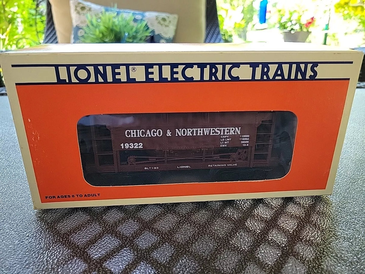 Lionel 6-19322 O Gauge Chicago & North Western Ore Car with Ore Load