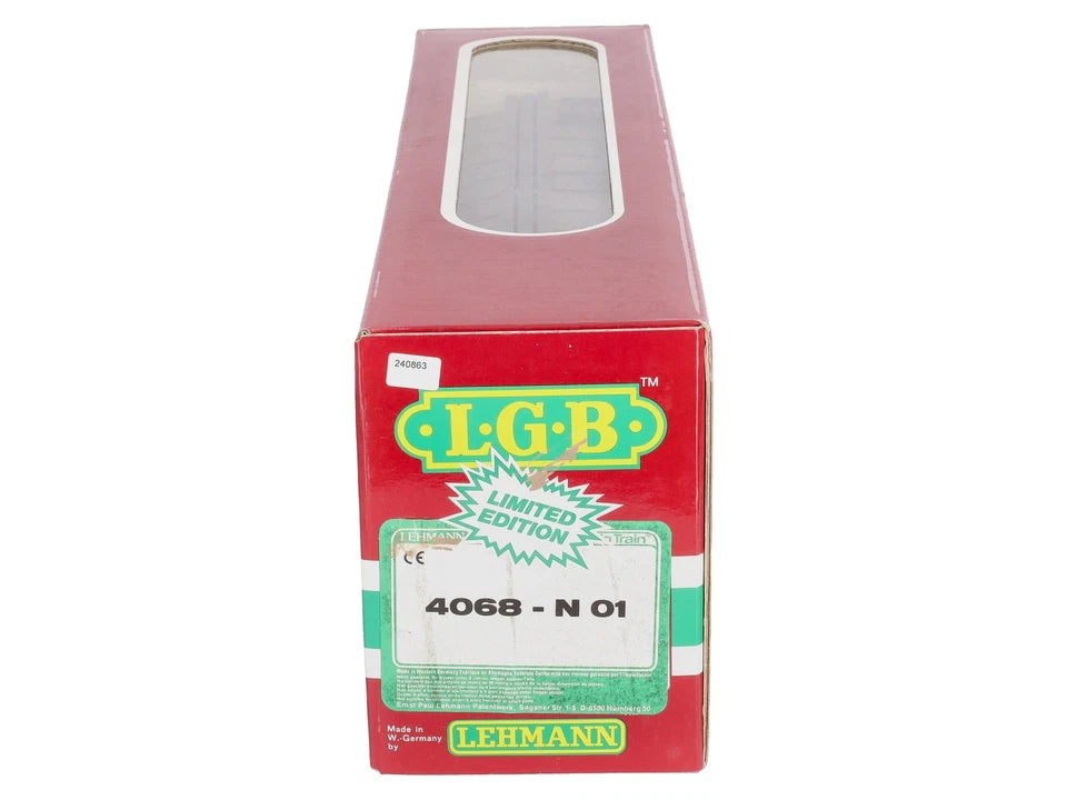 LGB 4068-N01 G Scale Great Northern Stock Car #4068 - Red