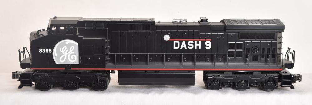 Lionel 6-18226: GENERAL ELECTRIC DASH-9 DEMONSTRATOR #8365
