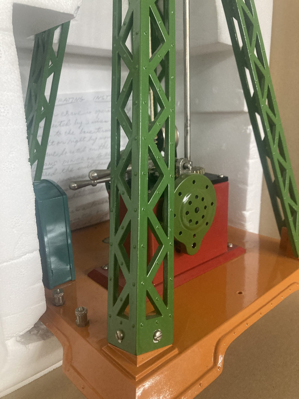 T-Reproductions Dorfan Crane