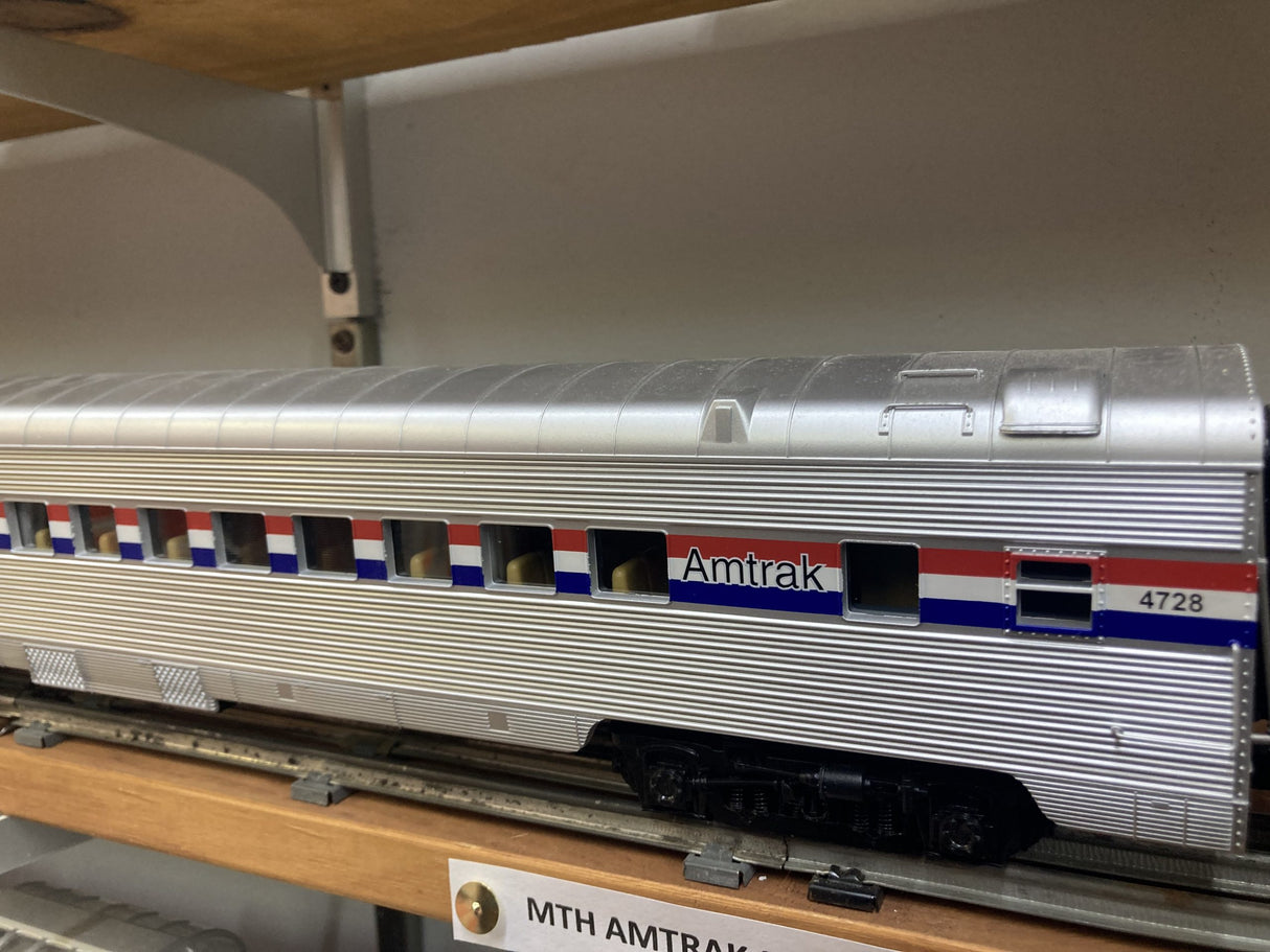 MTH Premier Amtrak 20-65198: 5-Car 70' Streamlined Passenger Set (Ribbed Sided)