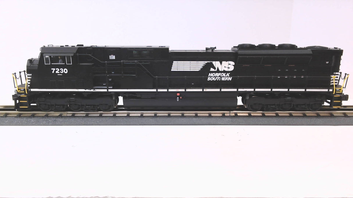 LIONEL NORFOLK SOUTHERN LEGACY SD90MAC DIESEL LOCOMOTIVE