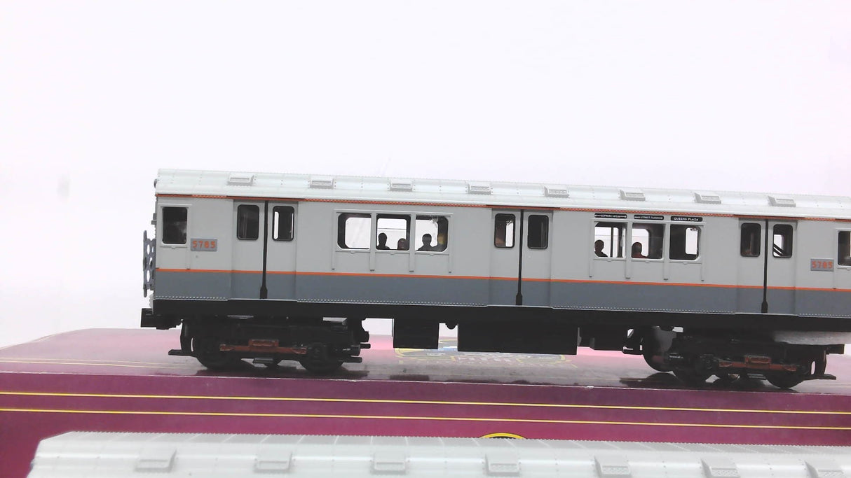 MTH Rail King 30-2373-1: R-12 4-Car Subway Set w/Proto-Sound 2.0
