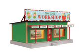 MTH 30-90759 O Scale RailKing Tiny Elves Workshop Road Side Stand w/Operating Christmas Lights