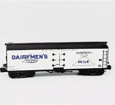 Lionel 6-17341: DAIRYMEN'S LEAGUE GENERAL AMERICAN MILK CAR #779