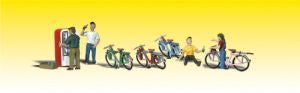 Woodland Scenics O Bicycle Buddies Figures