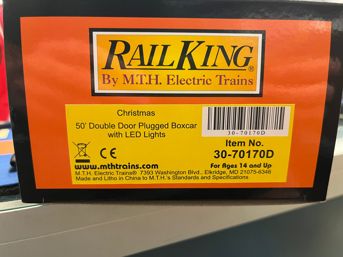 MTH 30-70170 O Gauge RailKing Christmas 4-Car 50’ Double Door Plugged Boxcar Set With LED Lights Set