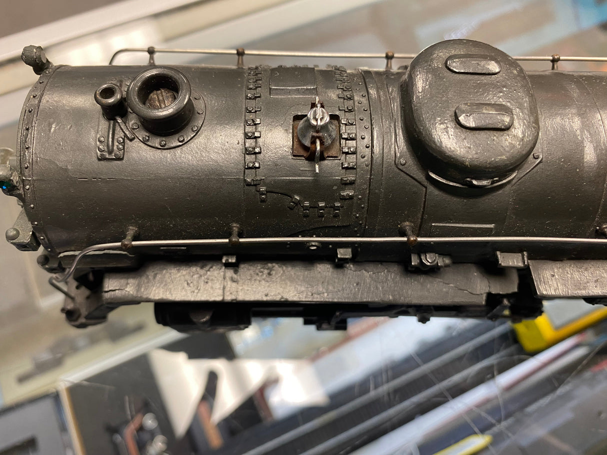 Lionel 763E prewar O gauge gunmetal Hudson steam locomotive and tender
