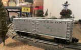 Crown Model Products R-8003 Central Vermont Milk Reefer Hi-Rail