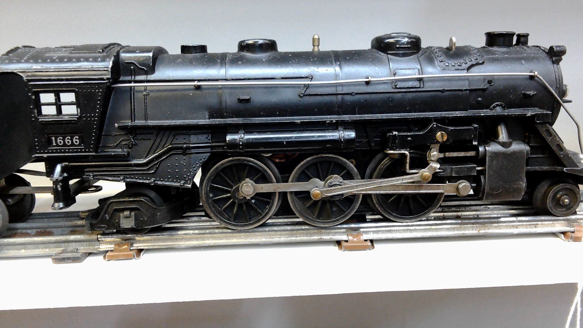 Lionel No. 1666 Scale Steam Engine – TrainCellar