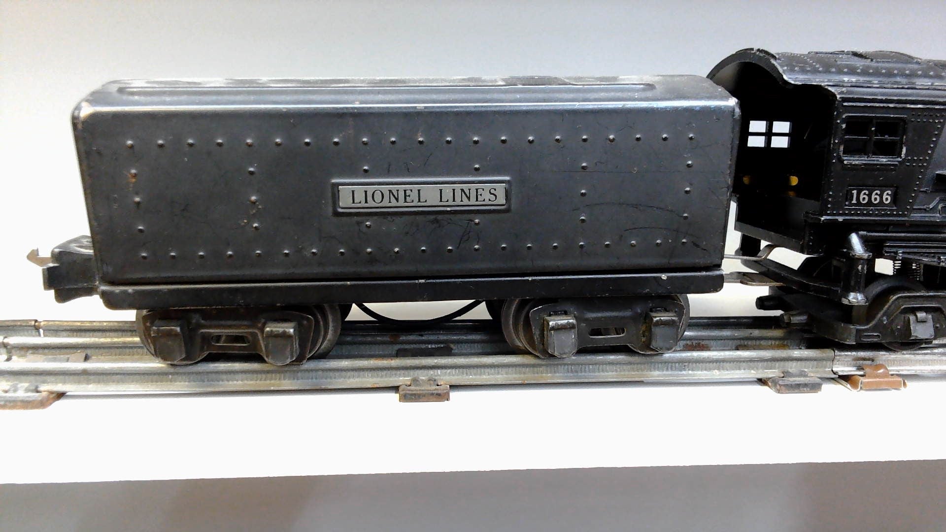 Lionel No. 1666 Scale Steam Engine – TrainCellar