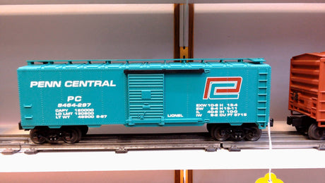 Lionel 6-17225: Penn Central 9464-297 Box Car