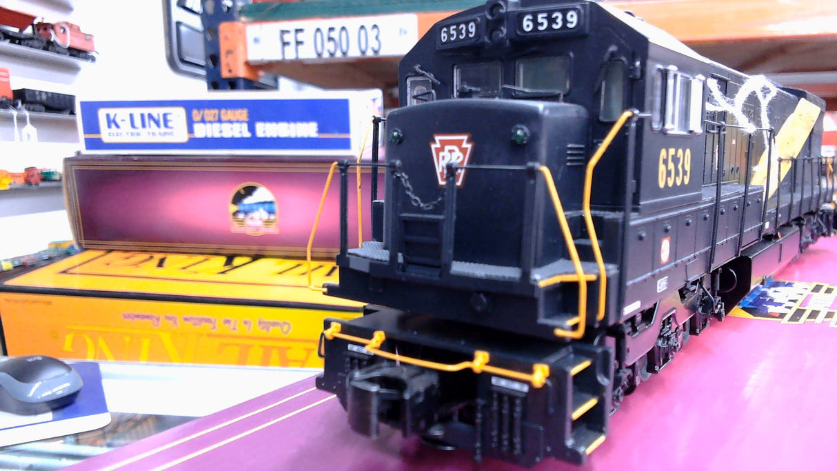 MTH Premier 20-2847-3: (NON-Powered) Pennsylvania U30C Diesel