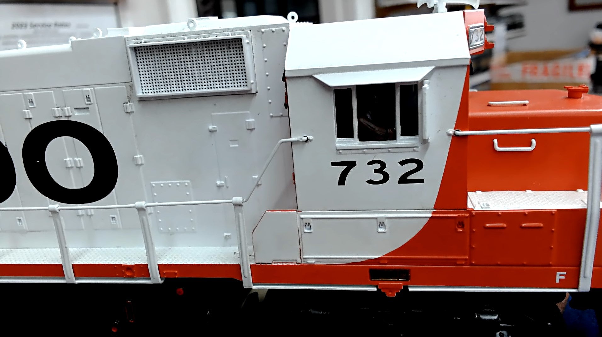 MTH Premier 20-2493-1: PS2 SOO Line GP-40 – TrainCellar