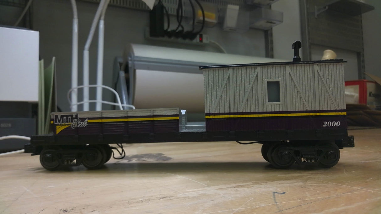MTH RAILKING MTHRRC 2000 CRANE TENDER CAR 30-7939 RAILROADER CLUB O GAUGE TRAIN