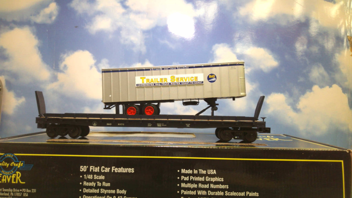 Weaver U32022LD Baltimore & Ohio 50' Flatcar with 35' Trailer (3-Rail)