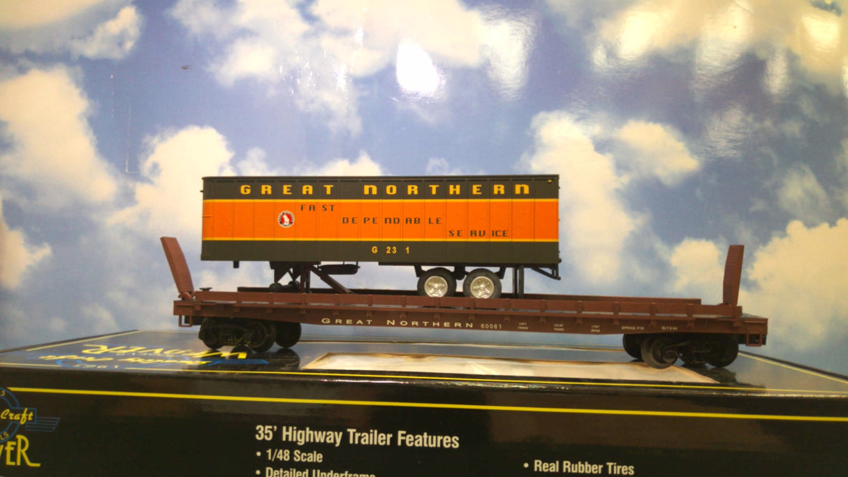 Weaver 60061 Great Northern 50' Flatcar with 35' Trailer (3-Rail)
