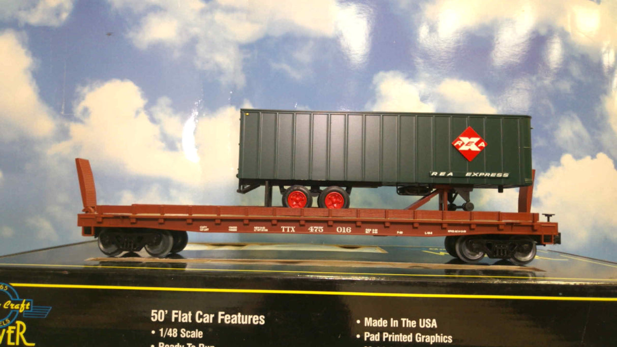 Weaver U23003 TTX/REA (Green) 50' Flatcar with 35' Trailer (3-Rail)