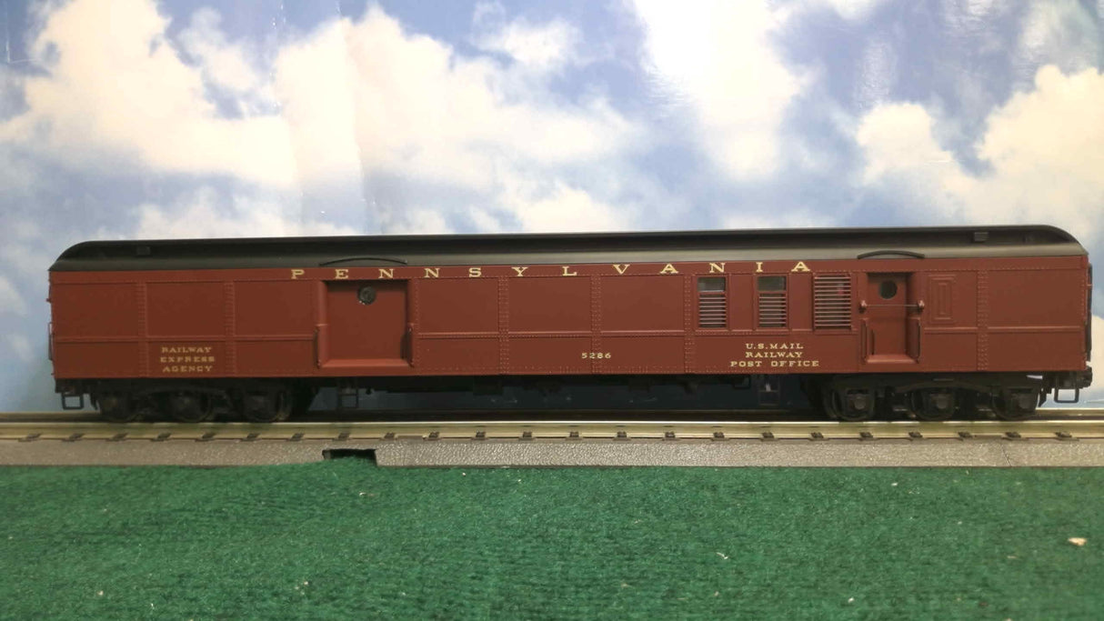 Golden Gate Depot Pennsylvania Heavy Weight Baggage/Mail Car (3-Rail)