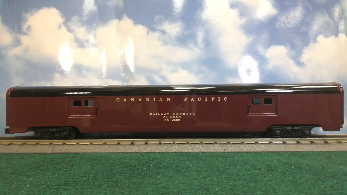 Weaver Canadian Pacific Scale Aluminum 5-Car Passenger Set